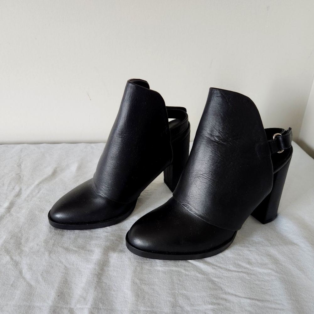 Vince Jody Leather Slingback Mule in black, size US 6, EUR 36
